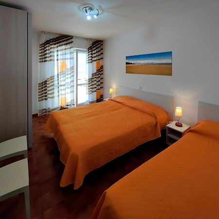 Casa Bivi - Apartments With 1 And 2 Bedrooms - Click Here For More Availabilities Линяно Сабиадоро Екстериор снимка