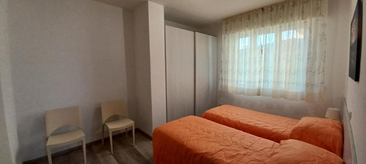 Casa Bivi - Apartments With 1 And 2 Bedrooms - Click Here For More Availabilities Линяно Сабиадоро Екстериор снимка