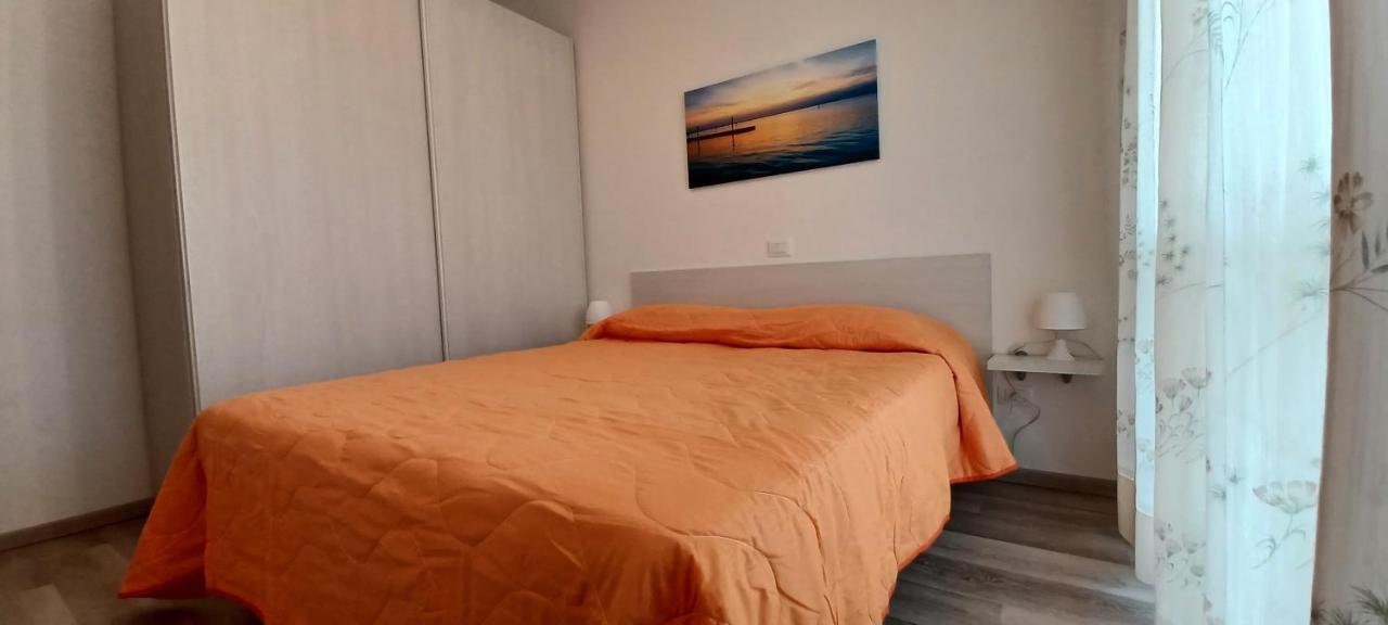 Casa Bivi - Apartments With 1 And 2 Bedrooms - Click Here For More Availabilities Линяно Сабиадоро Екстериор снимка