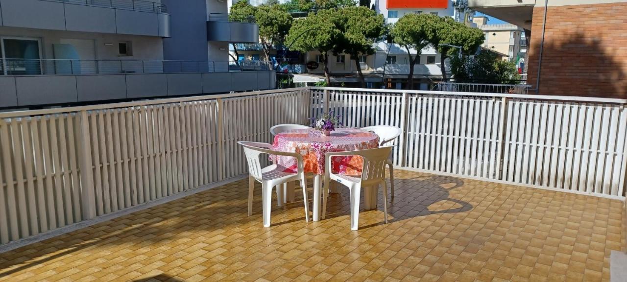 Casa Bivi - Apartments With 1 And 2 Bedrooms - Click Here For More Availabilities Линяно Сабиадоро Екстериор снимка