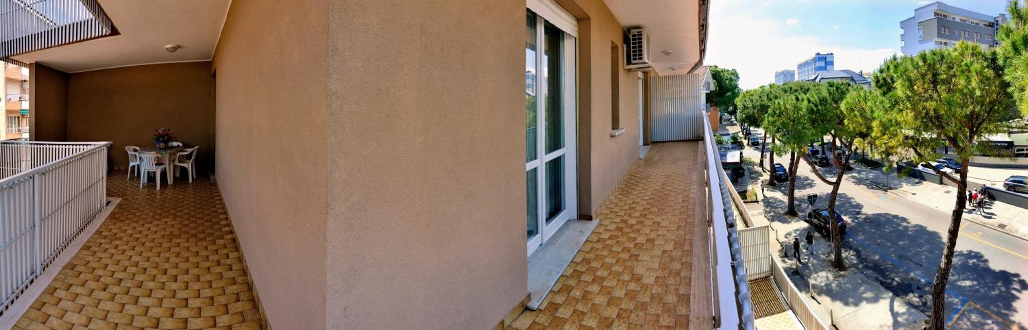 Casa Bivi - Apartments With 1 And 2 Bedrooms - Click Here For More Availabilities Линяно Сабиадоро Екстериор снимка