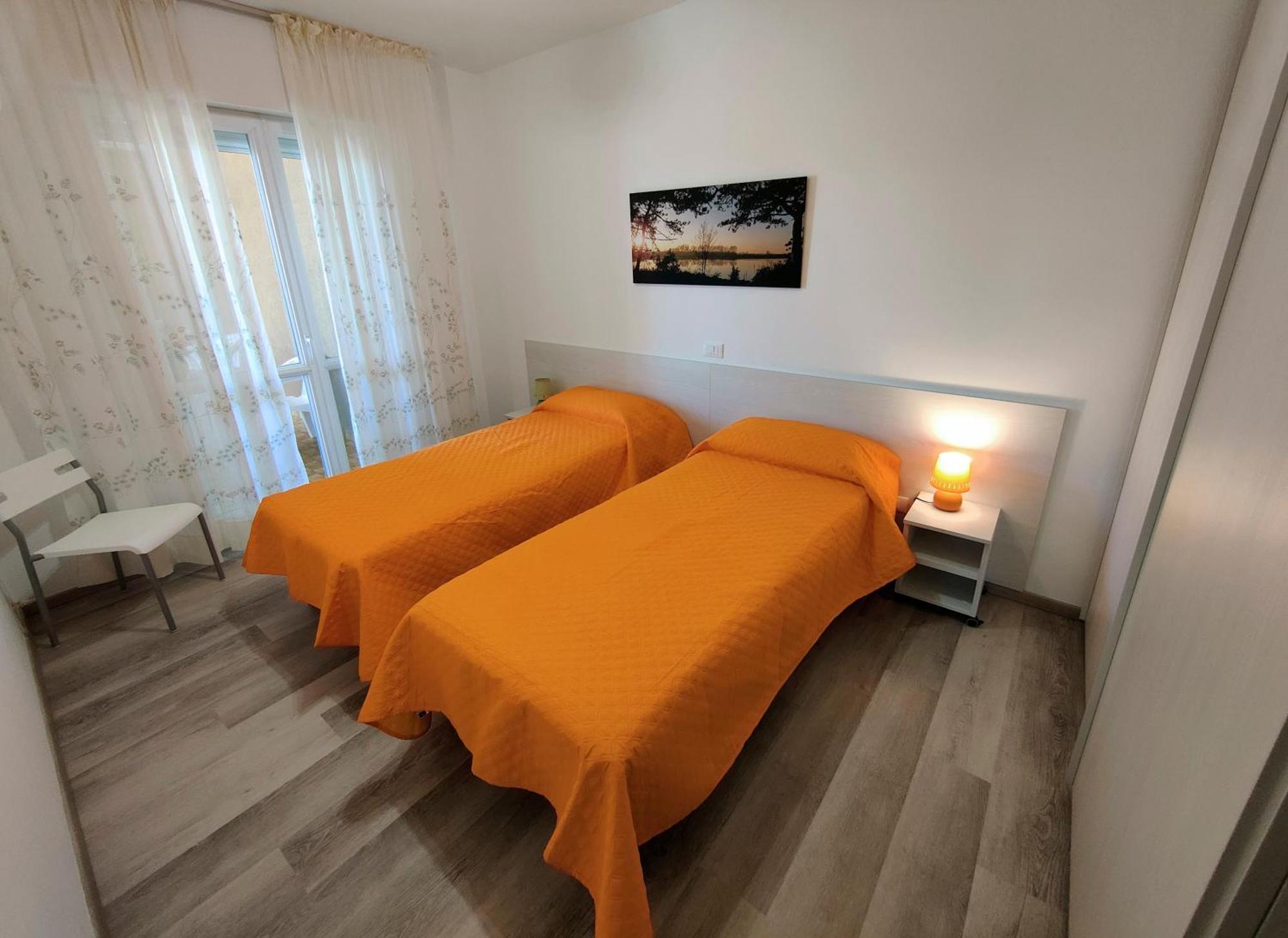 Casa Bivi - Apartments With 1 And 2 Bedrooms - Click Here For More Availabilities Линяно Сабиадоро Екстериор снимка