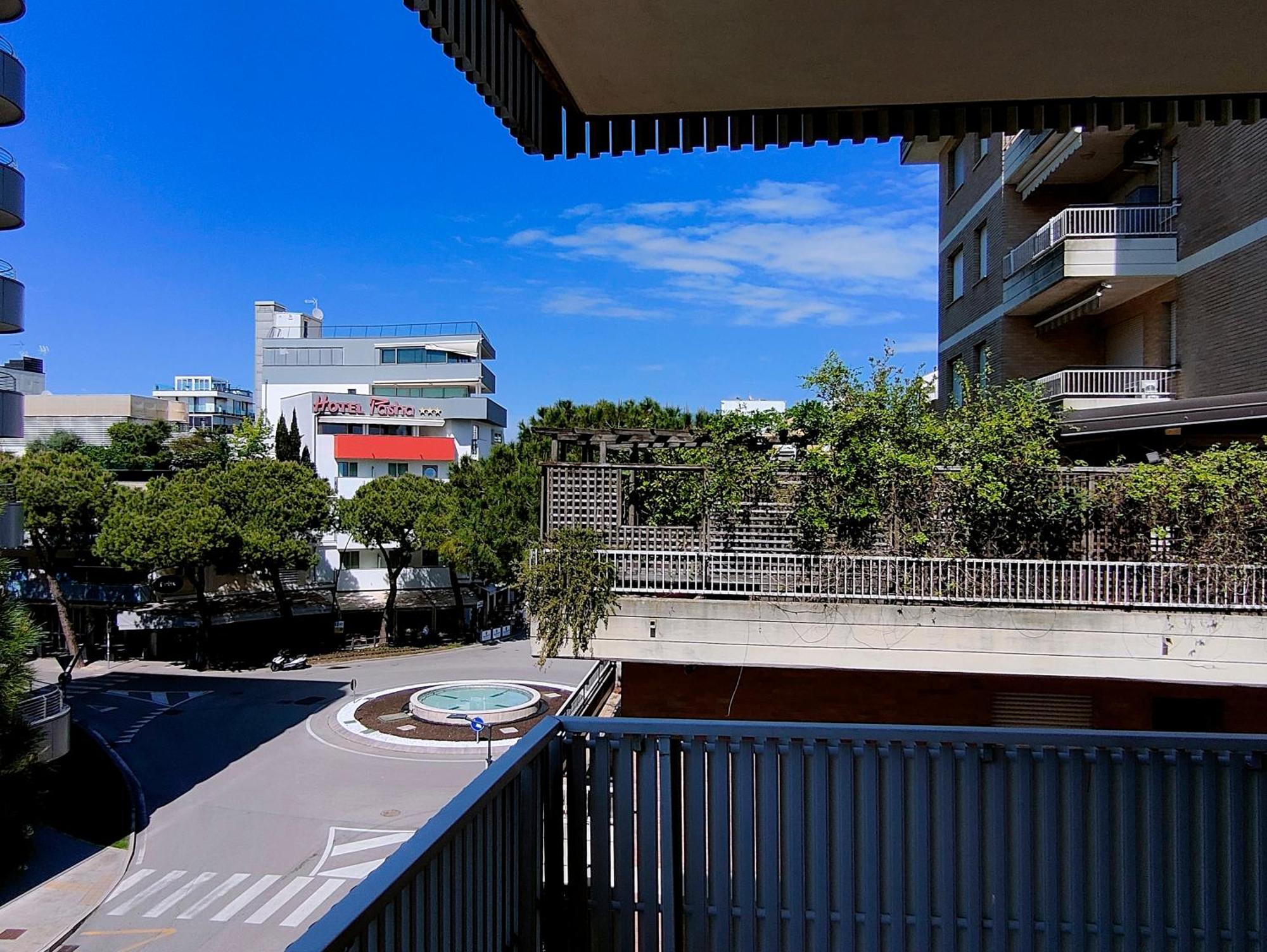 Casa Bivi - Apartments With 1 And 2 Bedrooms - Click Here For More Availabilities Линяно Сабиадоро Екстериор снимка